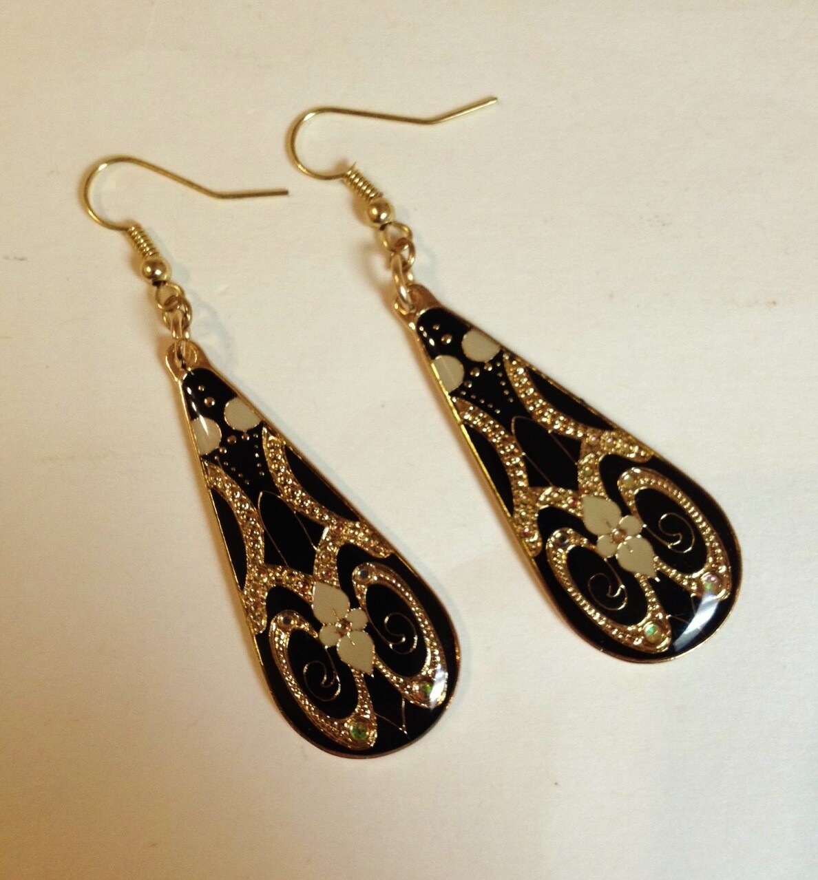 Black Resin Earrings Tear Drop Gold Metal Iridescent Rhinestones Retro Pierced