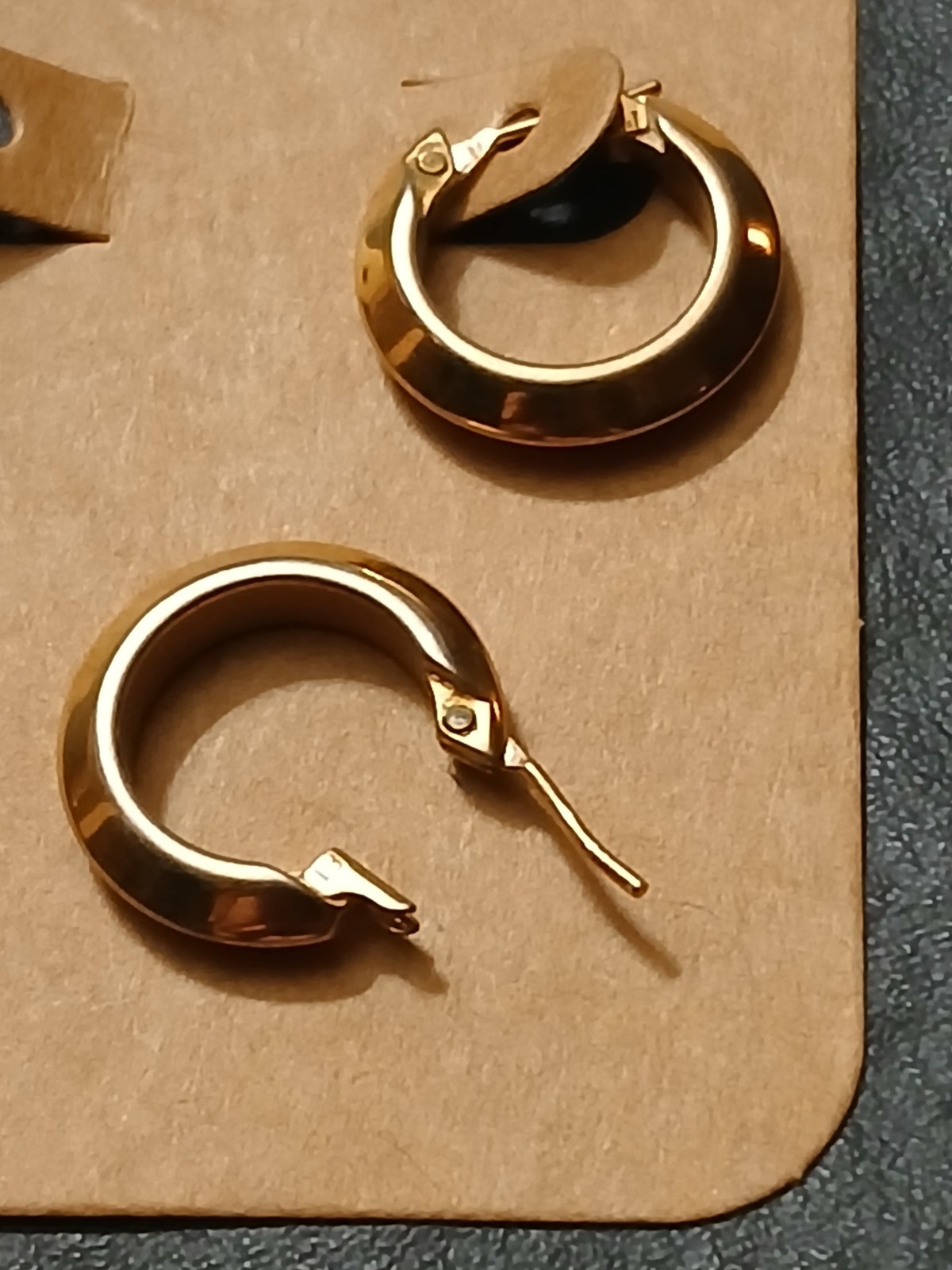 Gold Tone Hinged Hoop Earrings, Round Shape, Metal, No Stone Pair