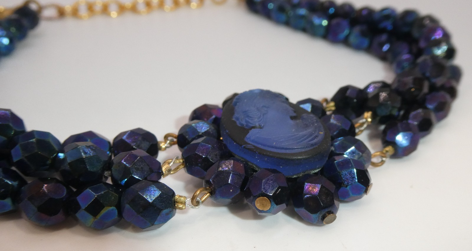 Vtg Glass Cameo 3 Strand Choker Necklace Peacock Black Blue Glass Faceted Beads