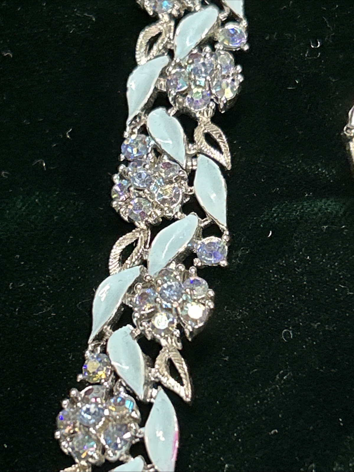 Lisner Demi Parure Set White Enamel Leaf AB Rhinestone Bracelet Earrings