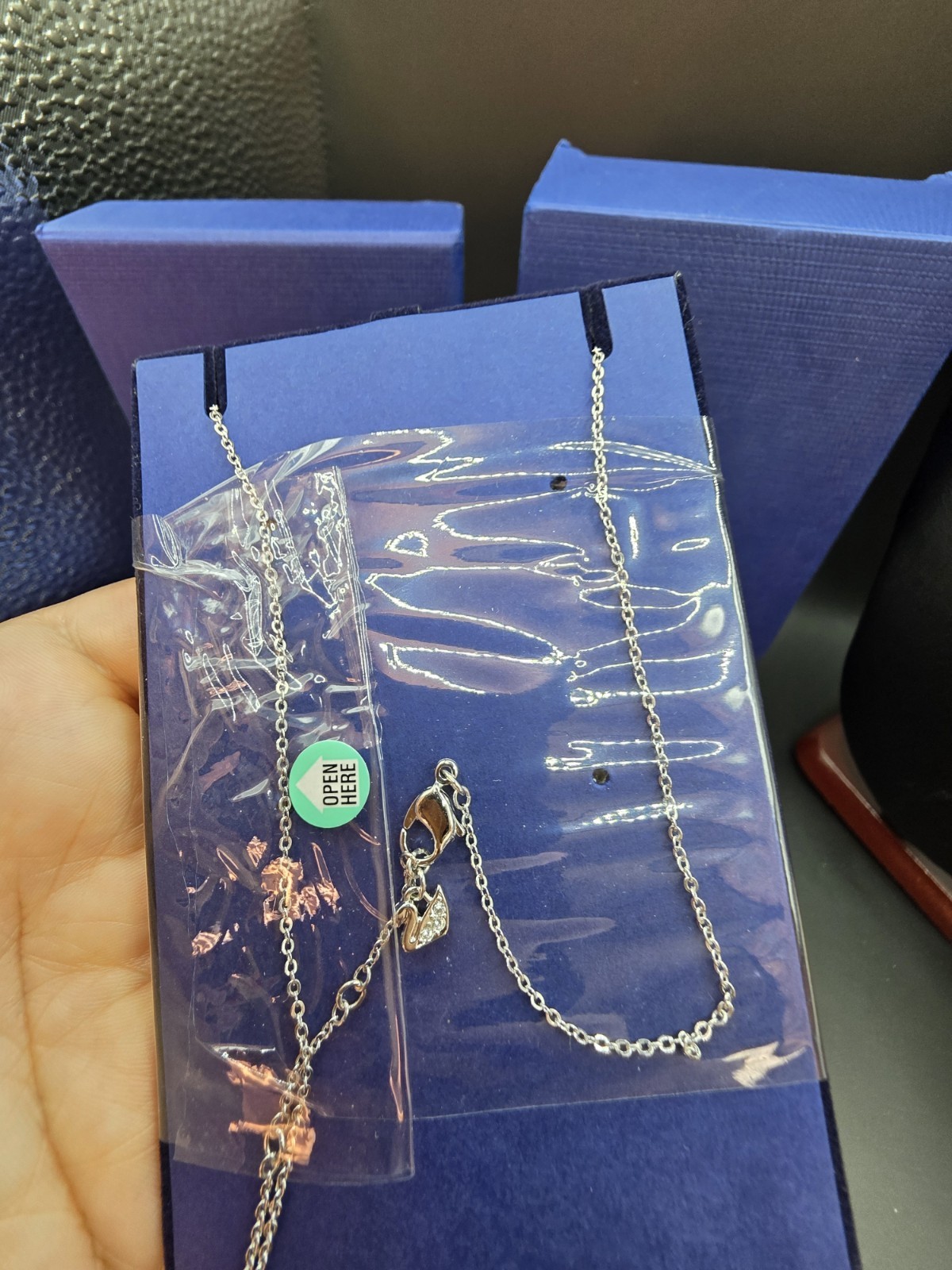SWAROVSKI Necklace: Meringue Montana L40cm 4.5×2.3cm 1062666 Boxed