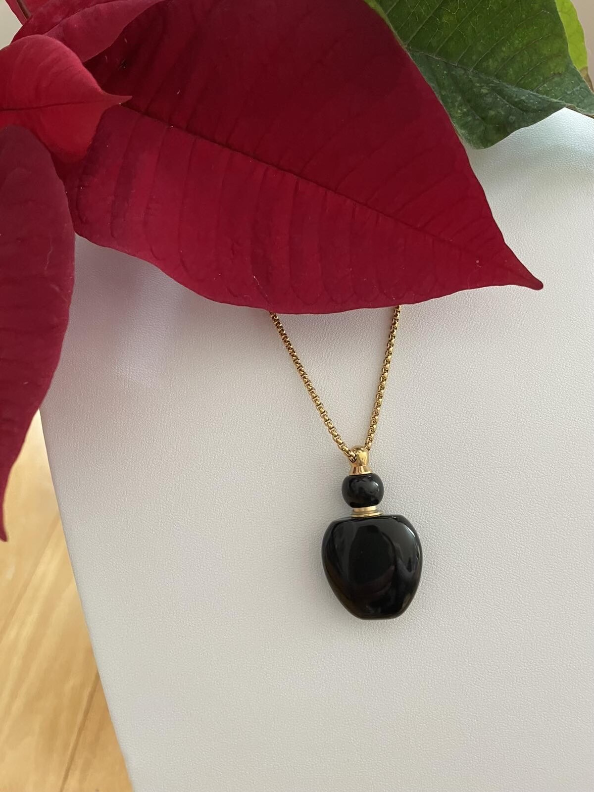 Black Obsidian Gemstone Perfume Bottle Essential Oil Necklace Pendant Gold Chain