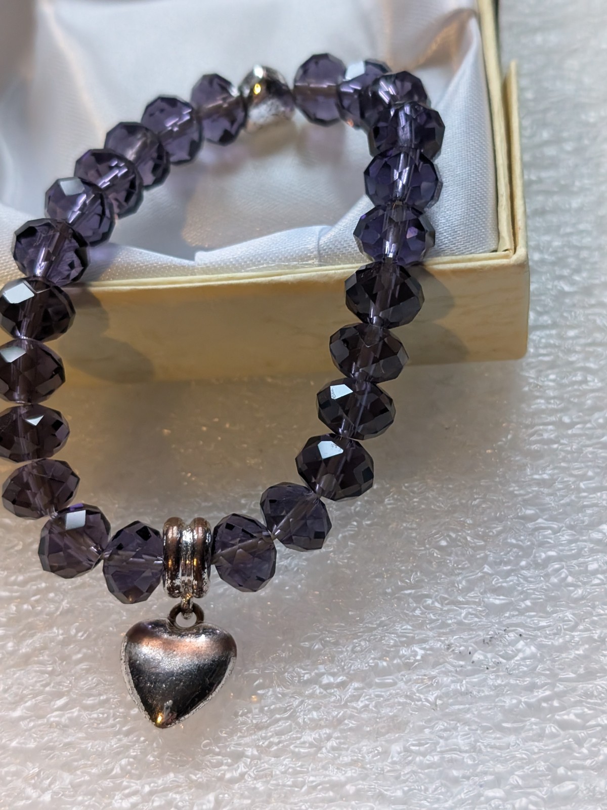 Purple Crystal Elasticated Faux Amethyst Bracelet 30g Love Heart Charm New/ Box