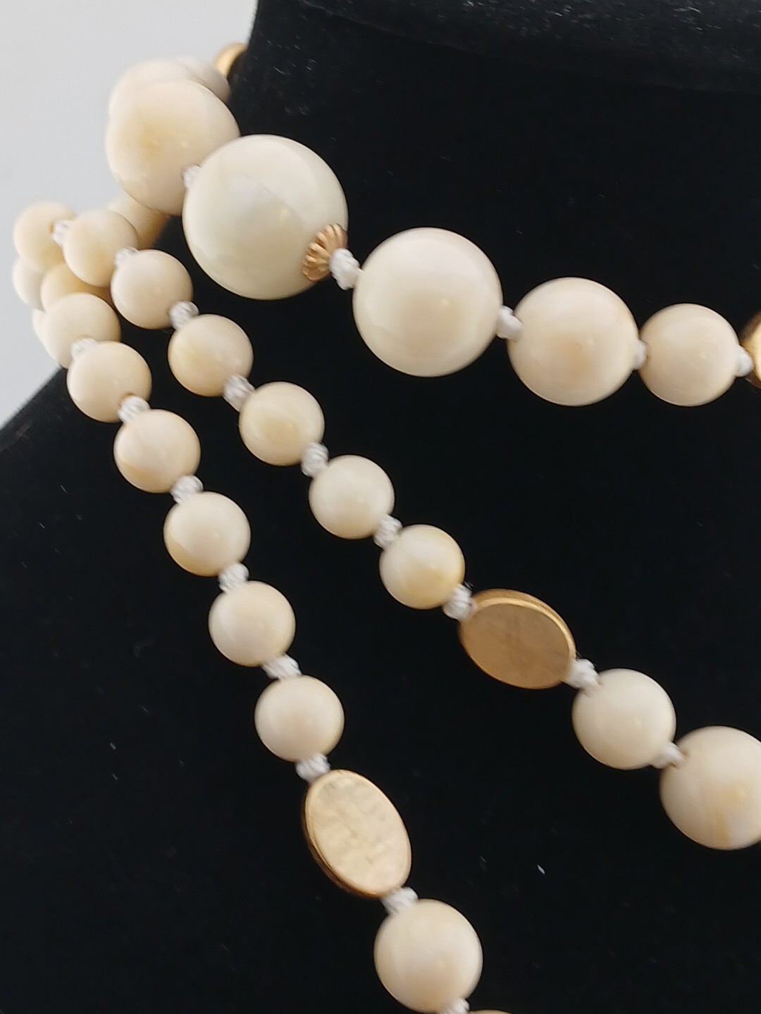 TALBOTS 48 in Multi Size Knotted Beige beads Gold Tone Accents Necklace