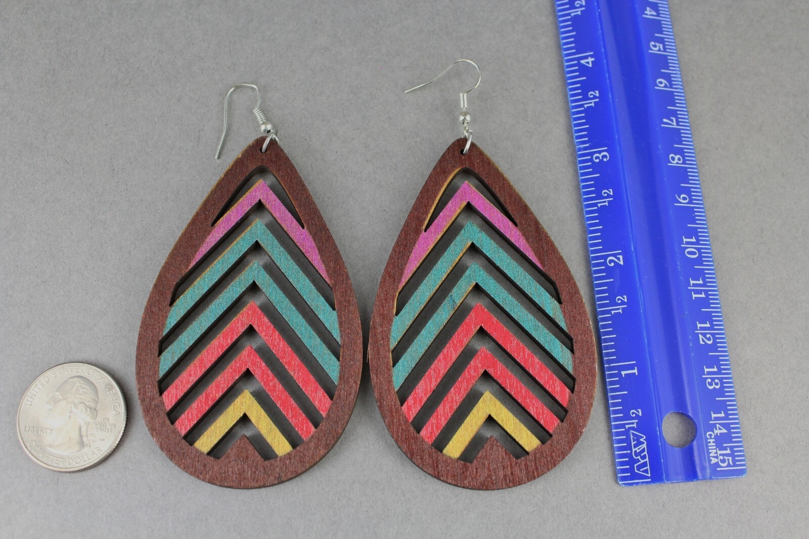 Brown chevron pattern earrings dangle teardrop lightweight wood 3 7/8″ long