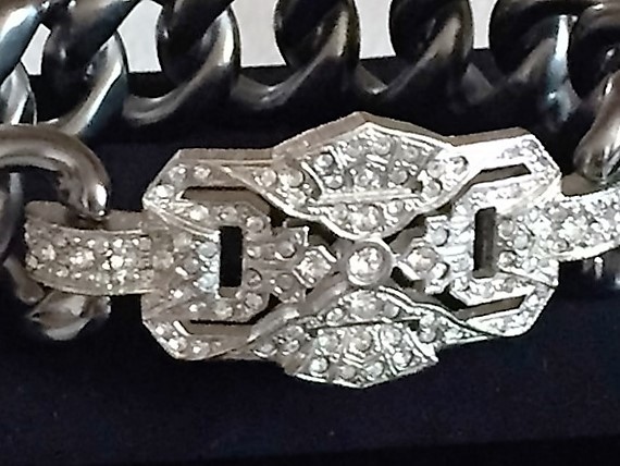 CHANEL DECO CRYSTAL RUTHENIUM CHAIN BANGLE CUFF BRACELET STYLE & EDGE NEW ITALY