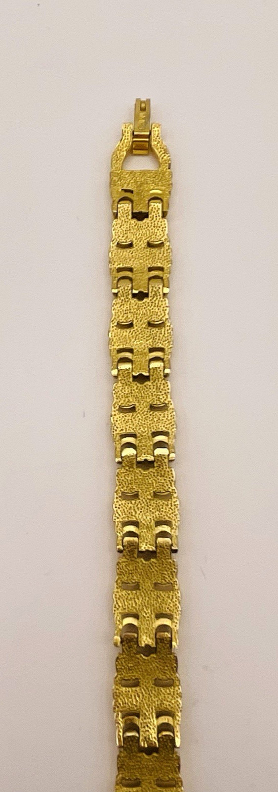 Gold Tone Modified Byzantine Link Bracelet 7.5 Inches