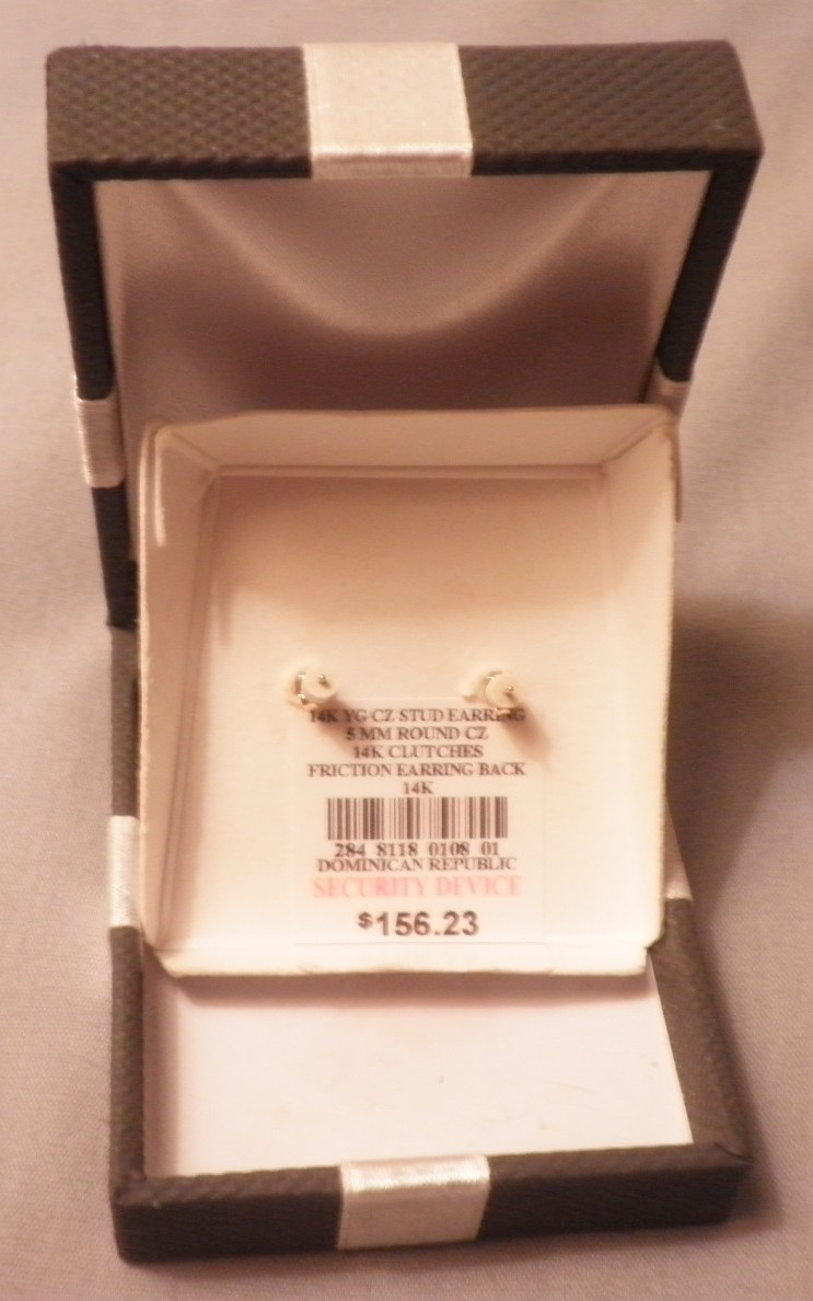 14K Yellow Gold Stud Earrings-New in Original Box-Never Worn-CZ Gems