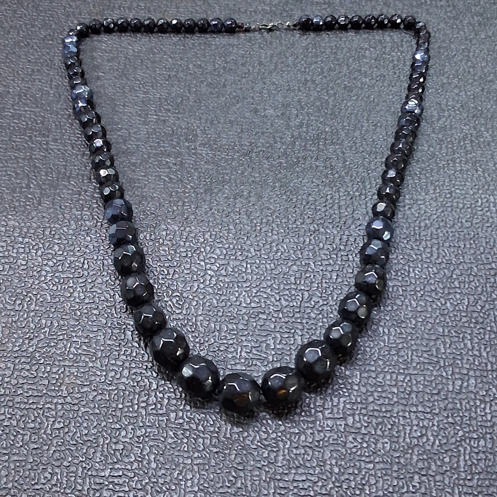 Vintage Black Semi-Faceted Varying Size Round Bead Lobster Clasp Necklace