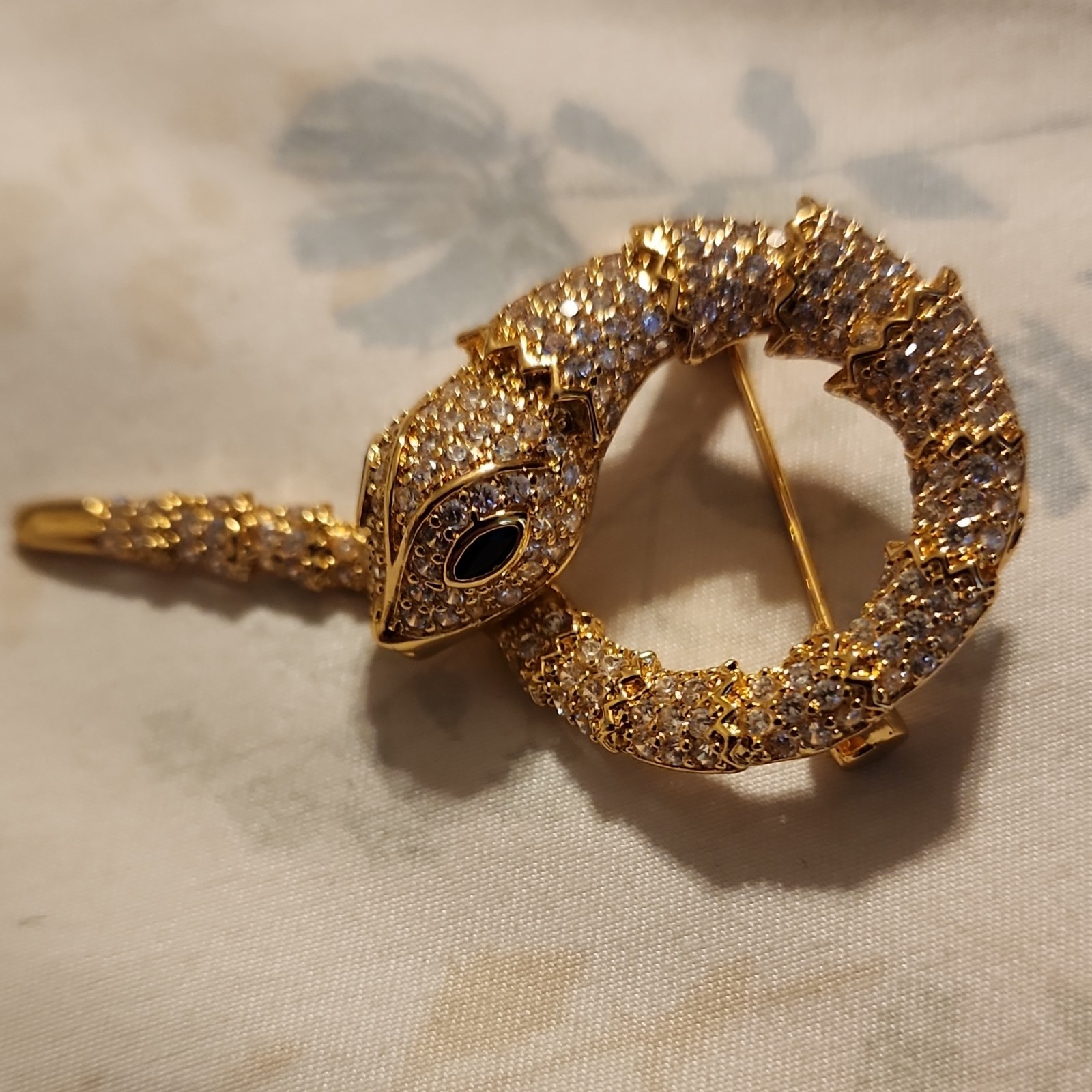 Gold Tone Pavé Rhinestone Snake Circle Brooch Pin, Clear Stones, Black Eyes