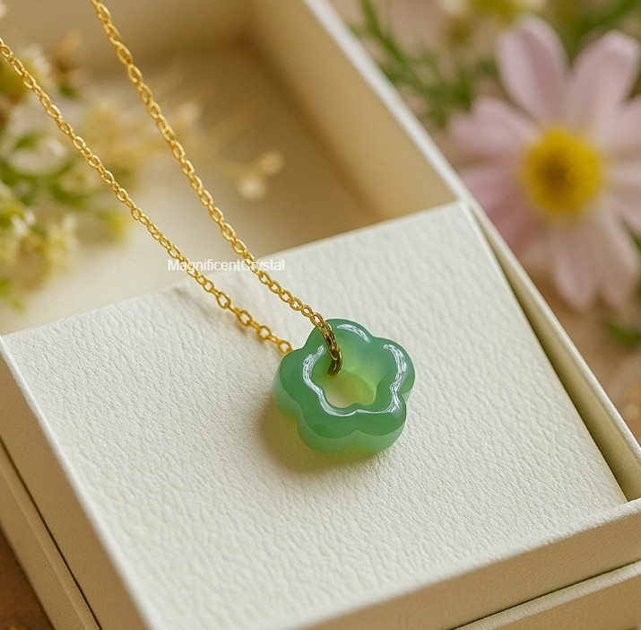 Dark Green Jade Floral Pendant Stone Necklace 18K Gold-Plated Women Jewelry