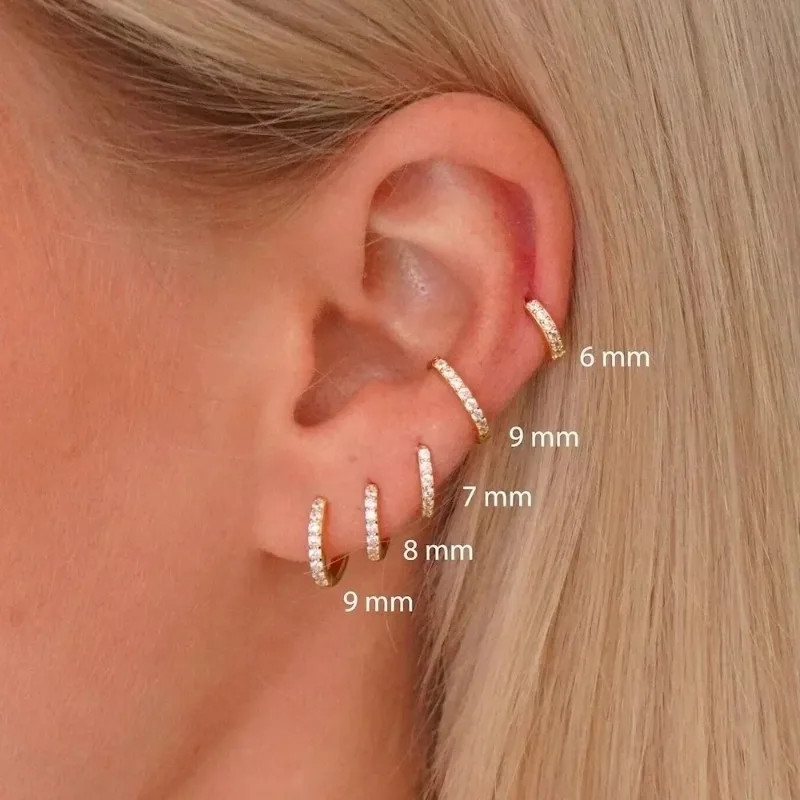 1 Pc Stainless Steel Hoop Earrings Women Round Crystal Minimal Daily Jewelry.