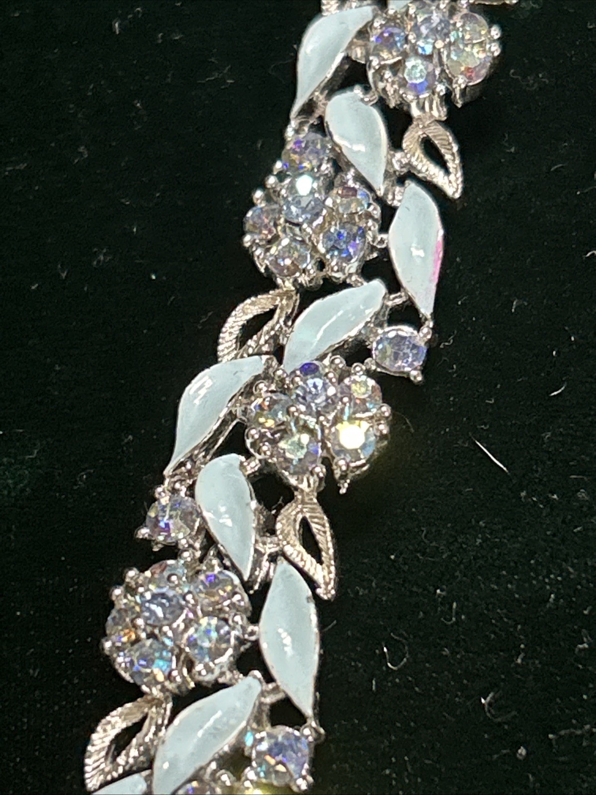 Lisner Demi Parure Set White Enamel Leaf AB Rhinestone Bracelet Earrings