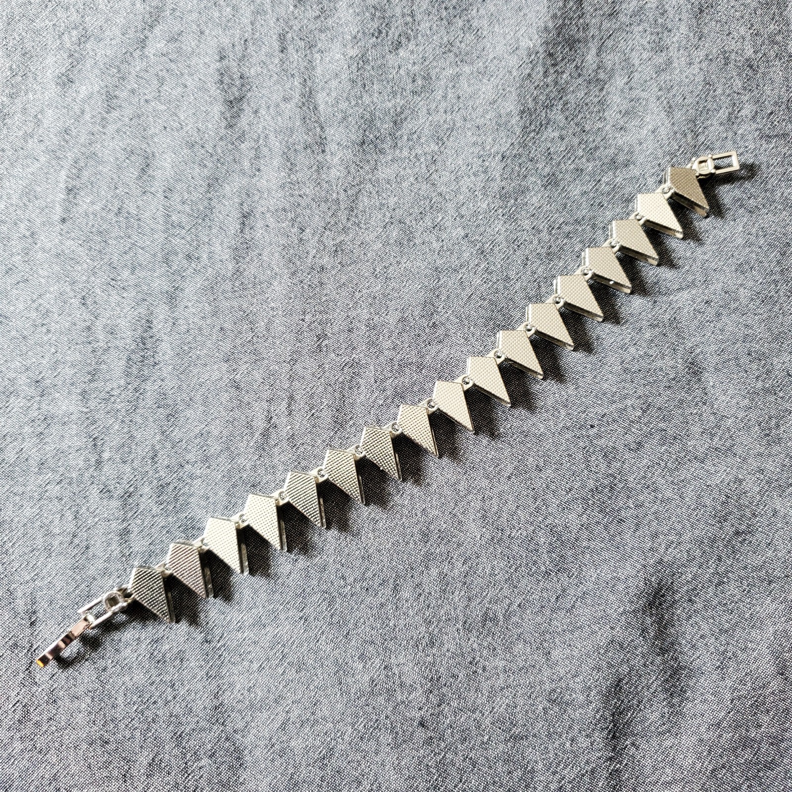 Rhinestone Spike Bracelet, 8 inch silver tone link bracelet