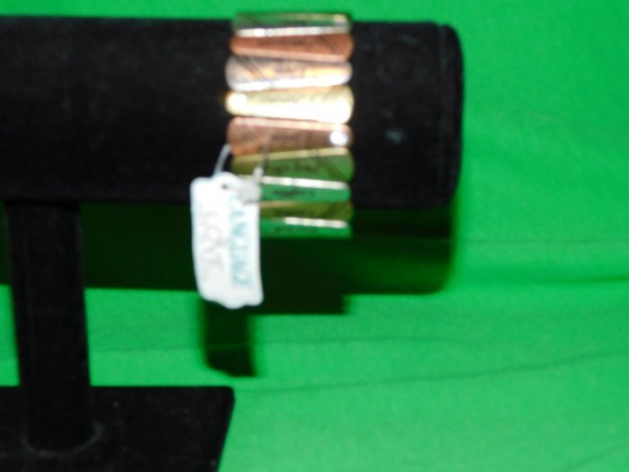 NWT Language of Love Stretch Tile Bracelet Laska,Karlek,Liefde,Gra,L’Amour