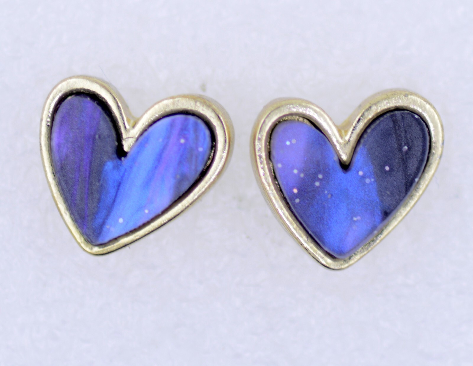 1.2cm x 1.3cm blue heart stud earrings