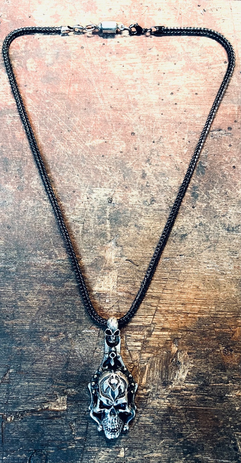 STERLING SILVER SKULL PENDANT AND CHAIN BIKER / PUNK JEWELRY SILVERSMITHS TJ