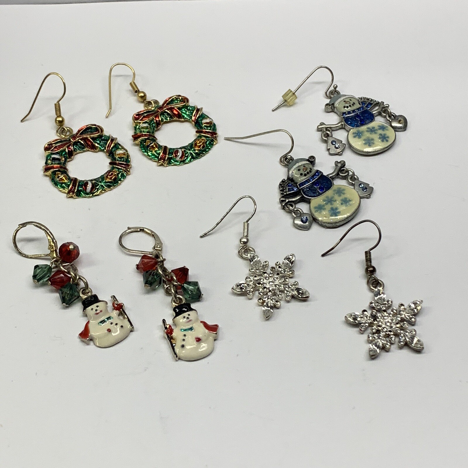 Lot Of 4 Dangle Costume Earrings Pierced Christmas Snowman / Snowflake / Wreath