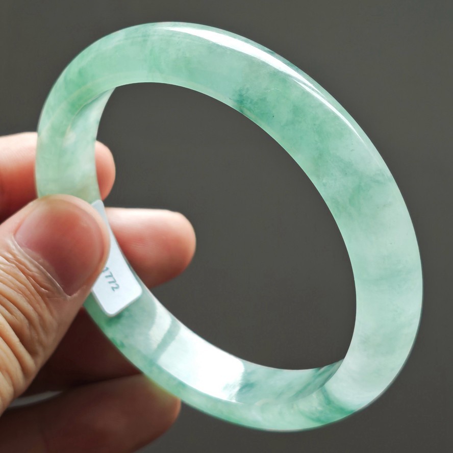 62mm Burma Natural Ice Green Jadeite Bracelet Emerald Jade Bracelet Bangle 4025