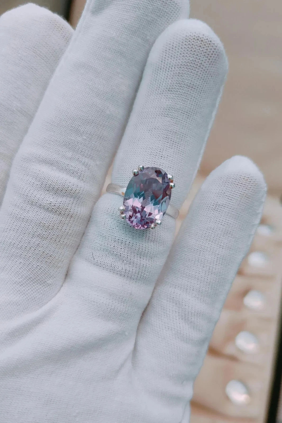 9 Ct Elegant Alexandrite Solitaire Ring – Vintage Jewelry- Crafted 925 Silver