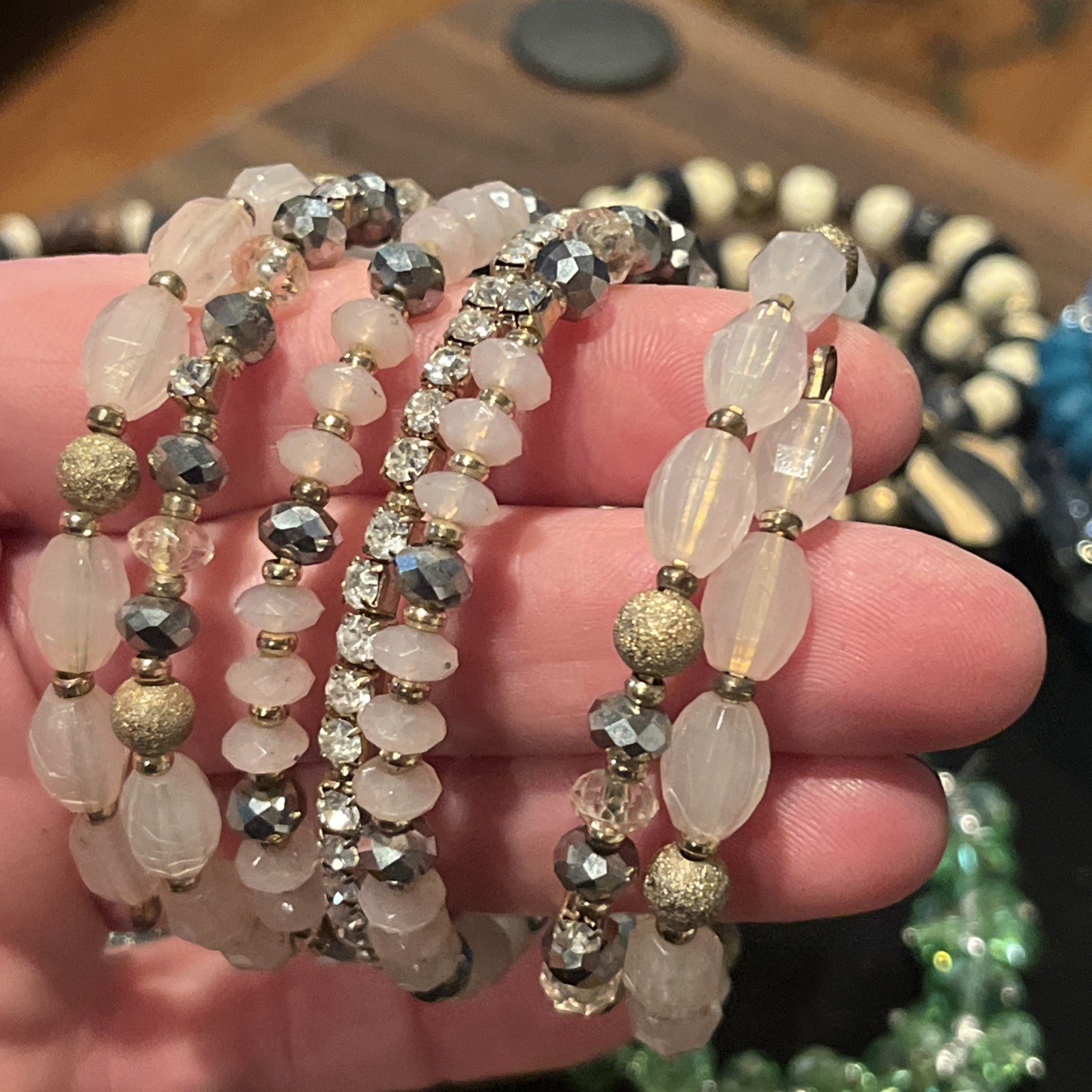 Women’s Beaded bracelets Lot 10 Piece Set Mixed Materials Multicolor Fashion
