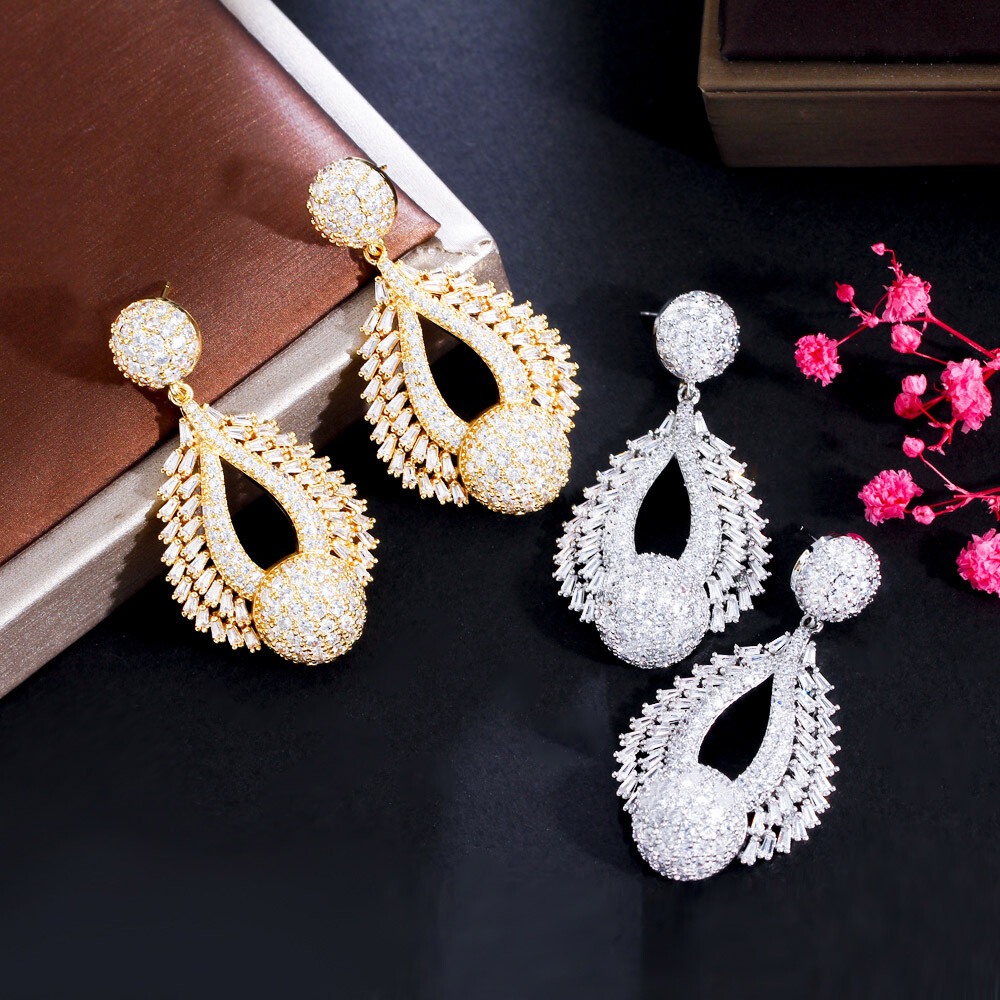 Exquisite Yellow Gold Plated CZ Zirconia Chandelier Dangle Drop Wedding Earrings