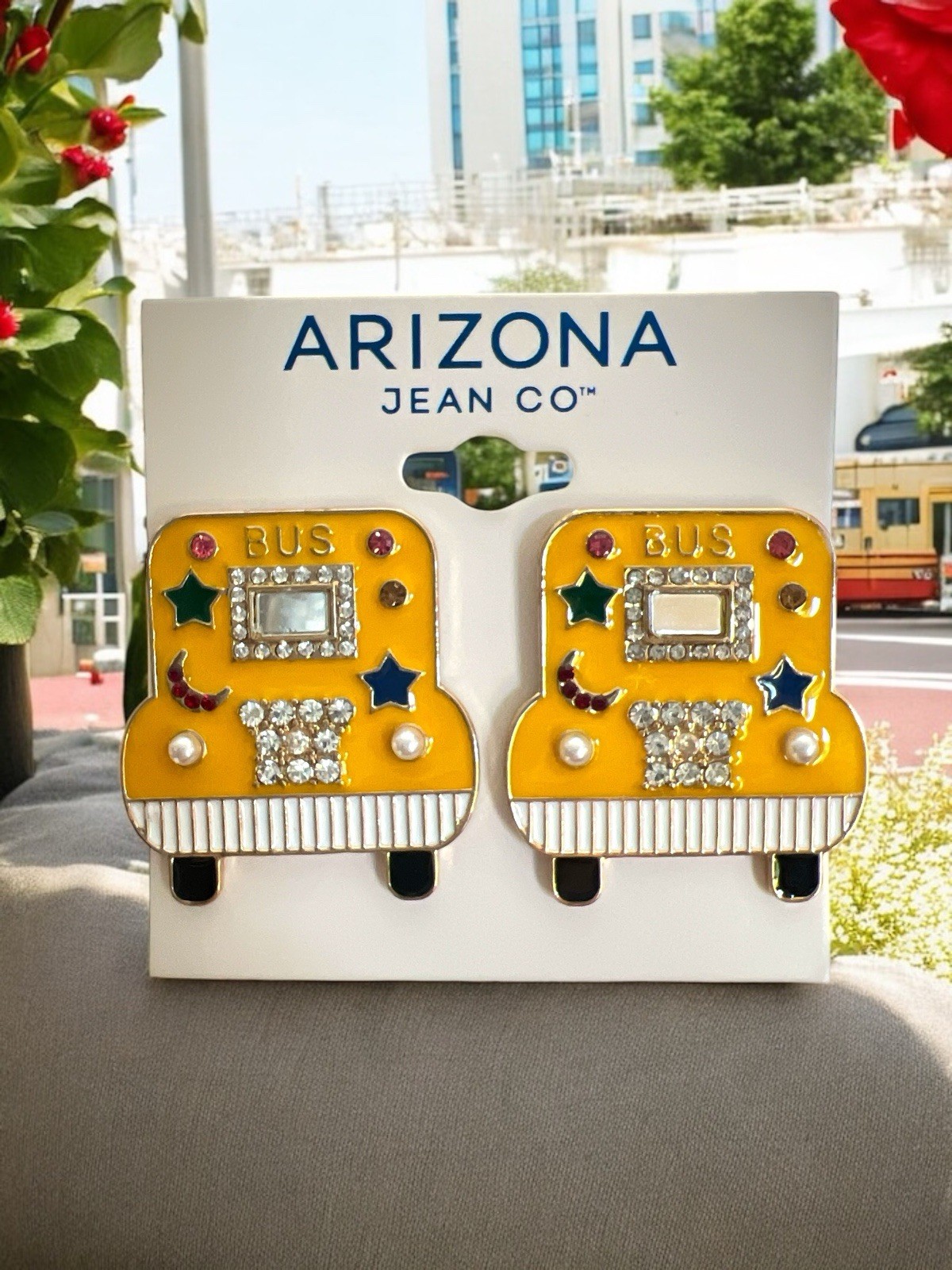 Arizona Jean Co. 1 3/8″ x 1 1/4″ School Bus Earrings-NWOT