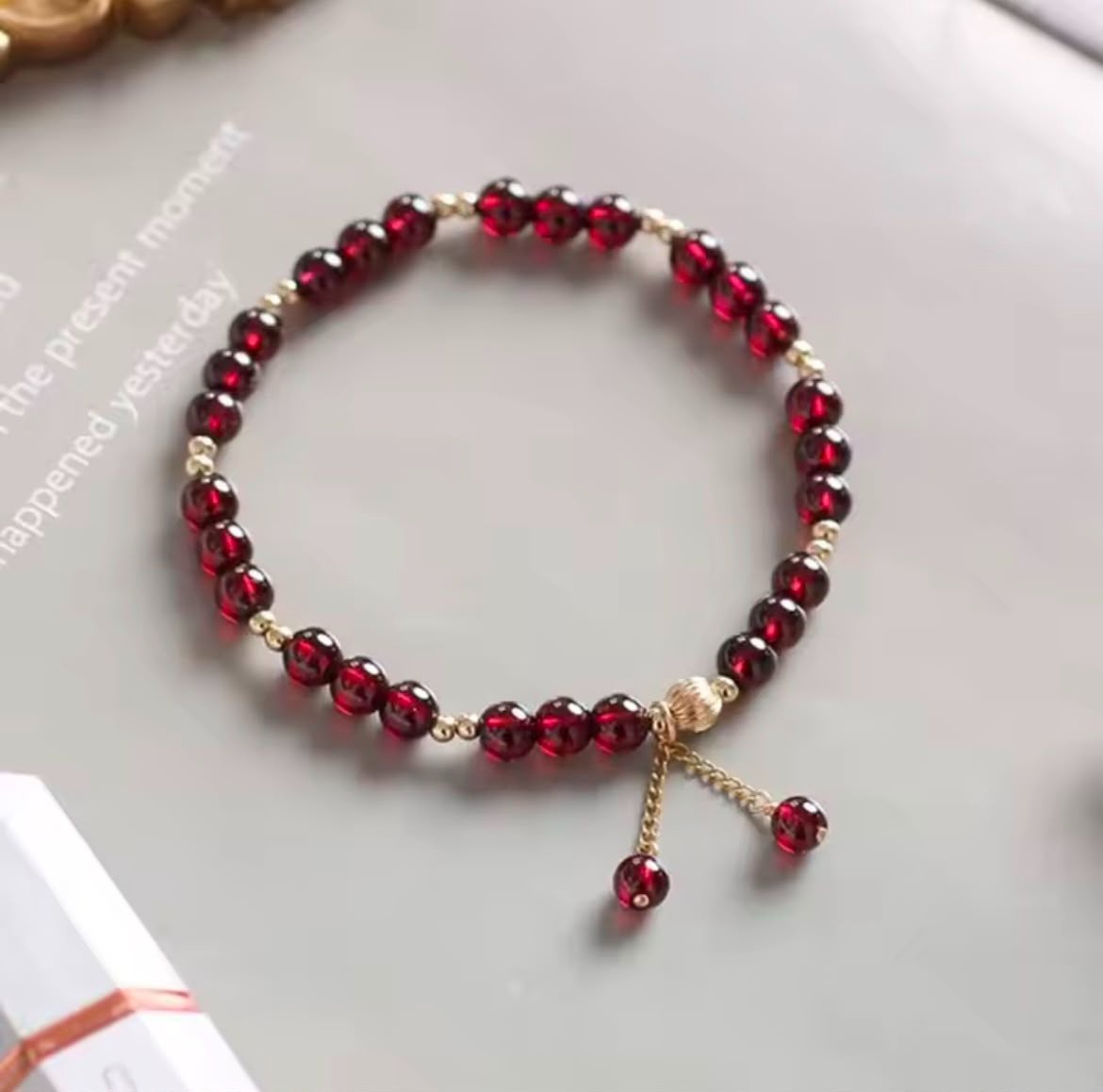 14KGold Plated Natural Garnet Beaded Bracelet Thin Crystal Women Vintage Jewelry