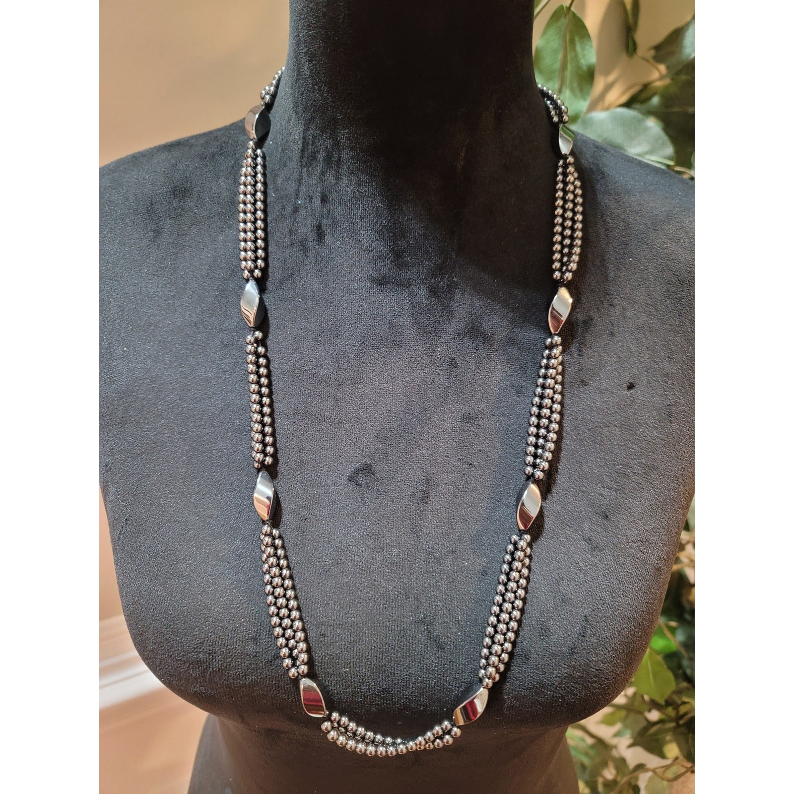 Women’s Hematite Beaded Necklace Elegant Multi Strand Magnetic Bead Jewelry