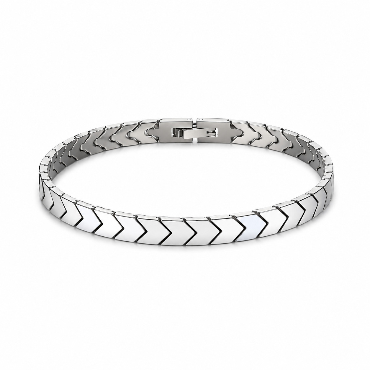Sleek Chevron Bracelet – Stainless Steel – Everyday Luxury