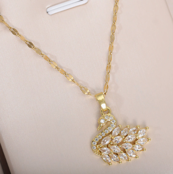 Pink Rhinestone Swan Pendant Necklace Stainless Steel Elegant Women Necklace Gif