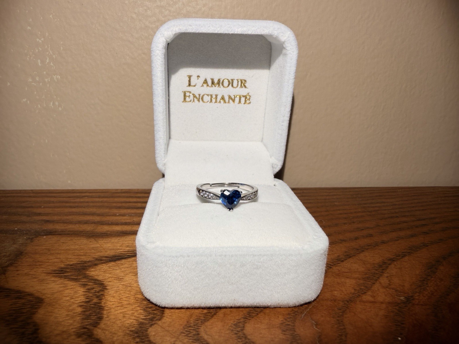 L’ amour Enchanté Sapphire September Ring