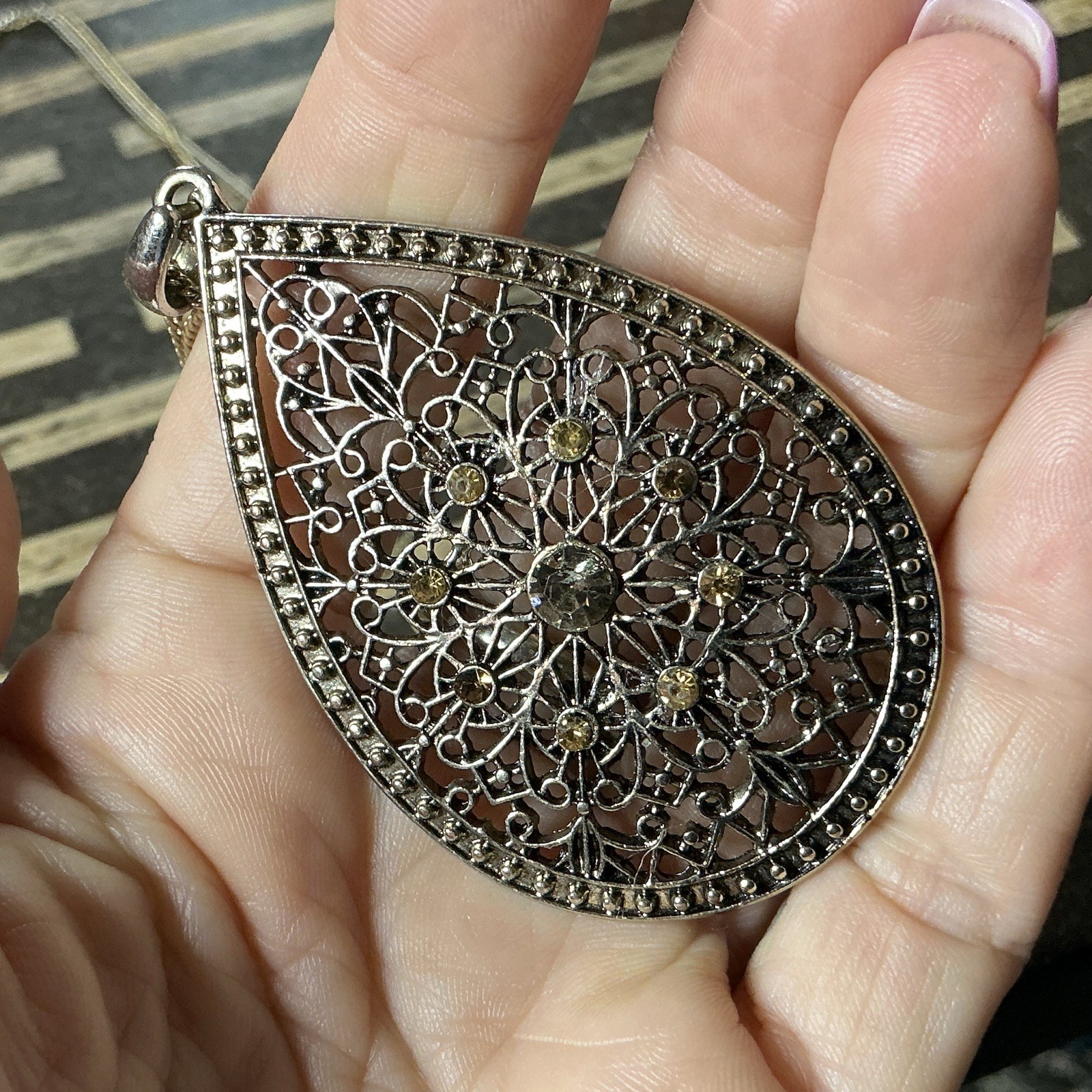 Silver Tone Teardrop Filigree Floral Crystal Pendant Snake Chain Necklace