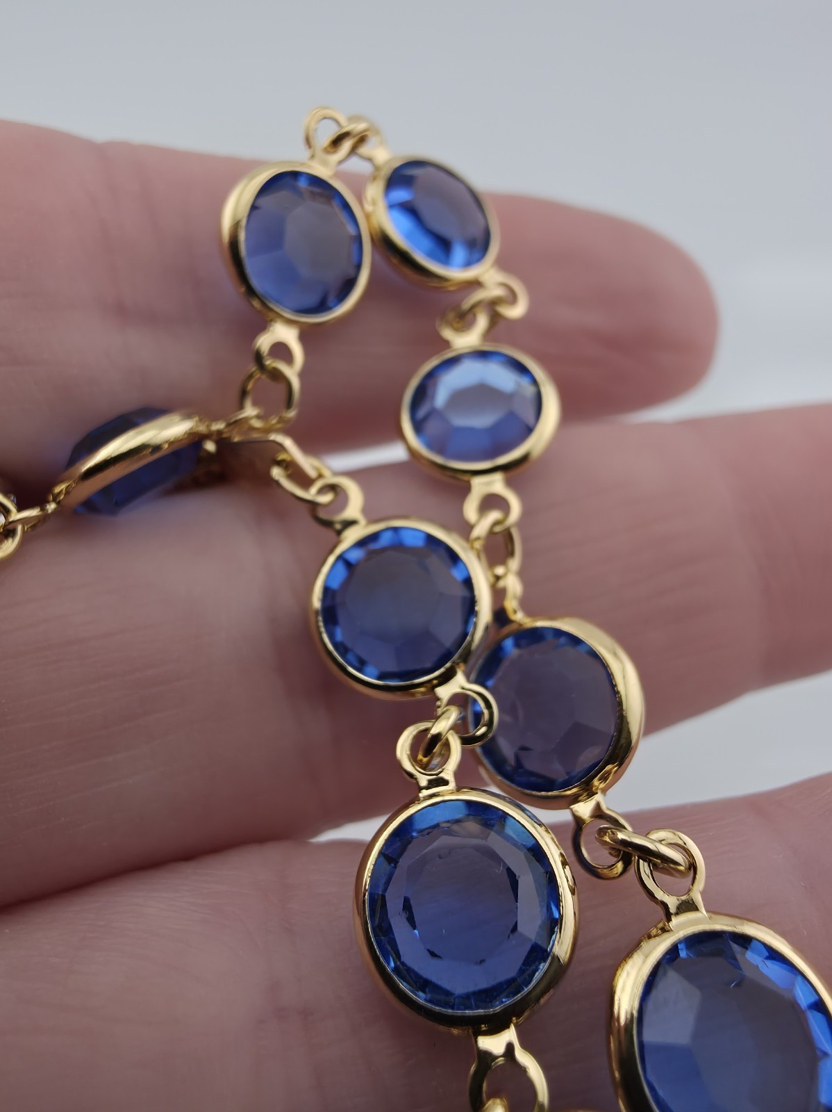 Vintage Swarovski Bezel Set Blue Stone Goldtone Bracelet Swan Mark 7.5″ Extender