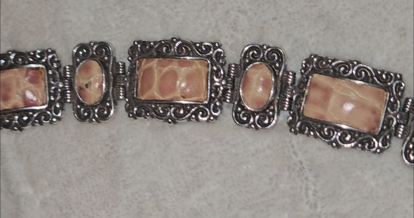 Vintage, retired Brighton “Park Avenue” pink leather inlay panel link bracelet