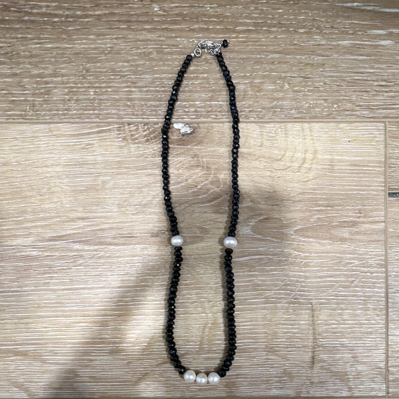 JTV Beaded Necklace White Round Pearl & Black Onyx 18in Silver Lobster Clasp