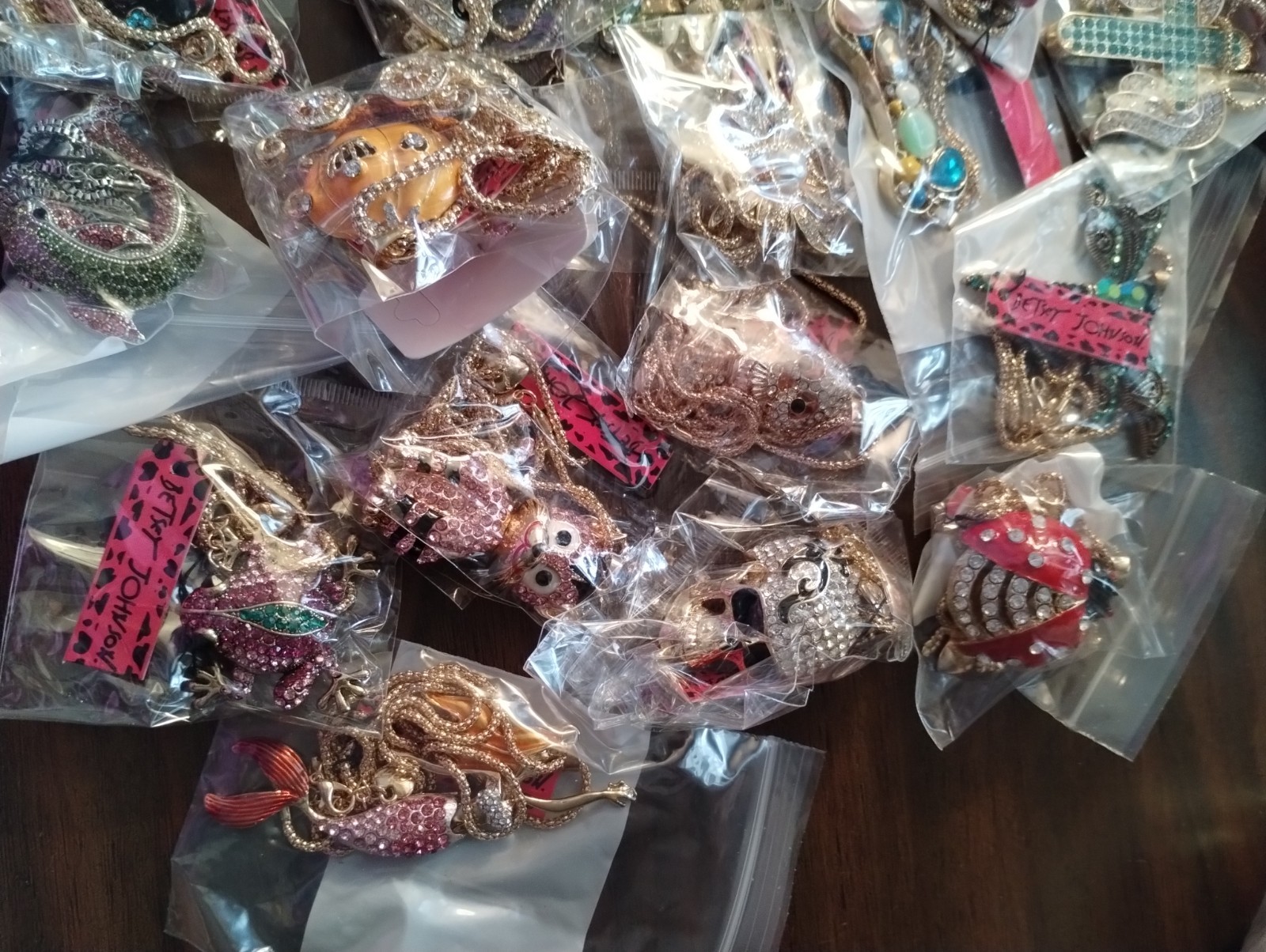 BETSEY JOHNSON Rhinestone novelty pendant necklaces/ Pins Wholesale lot Of 25