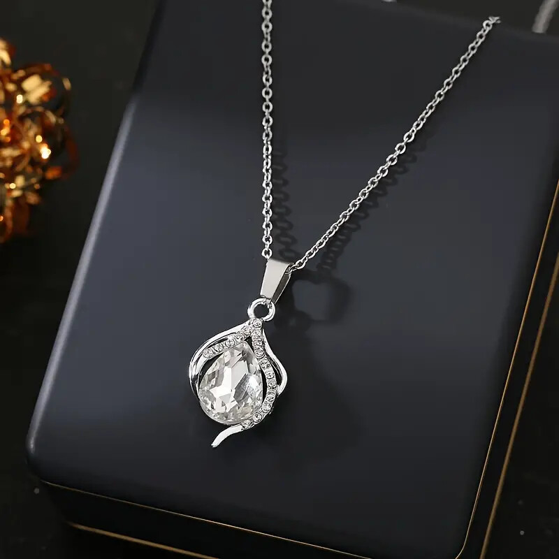 New Artificial Gemstone Inlaid Water Drop Pendant Necklace Jewelry Gift
