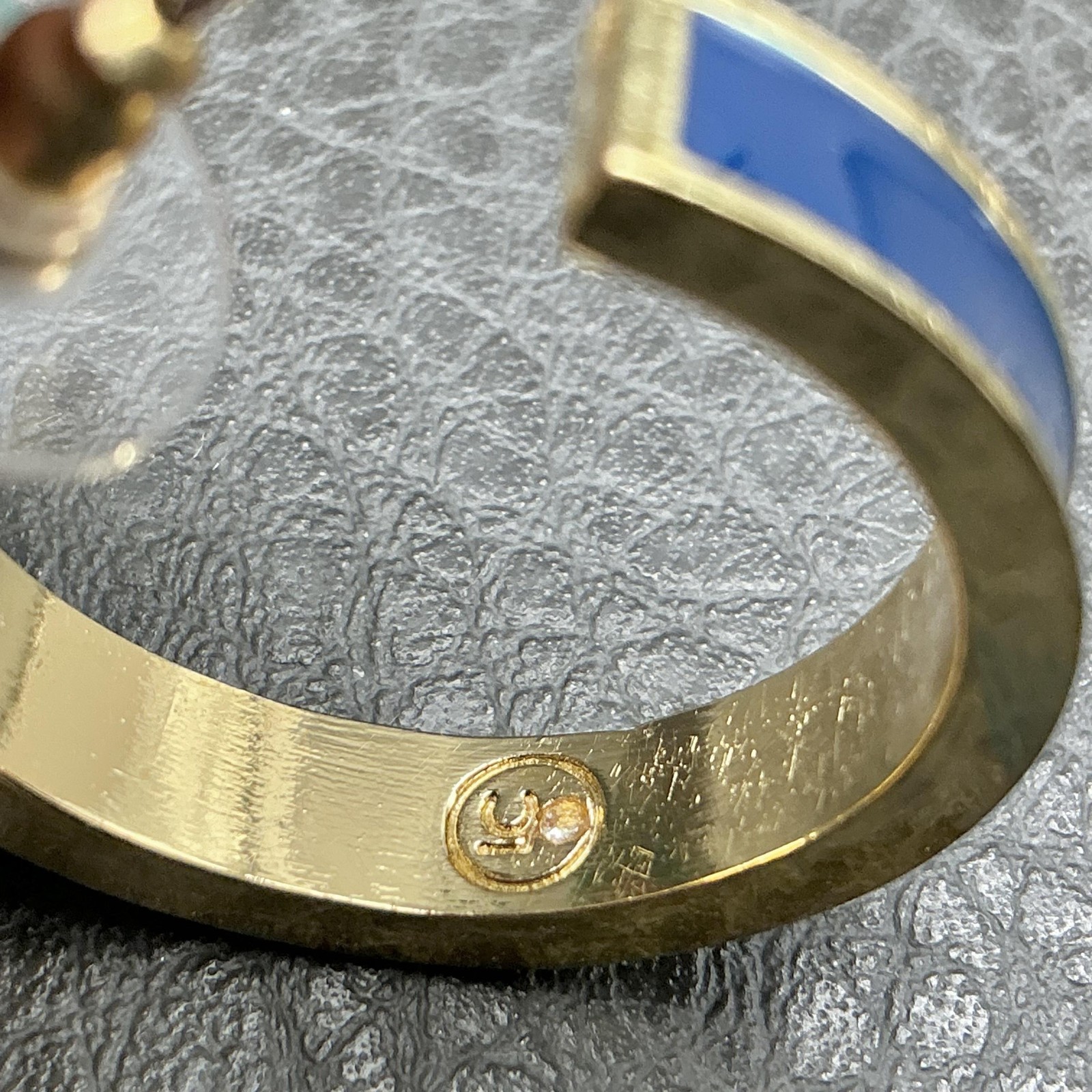Liz Claiborne Gold Tone Blue Enamel Hoop Earrings Womens Pierced Post Classic