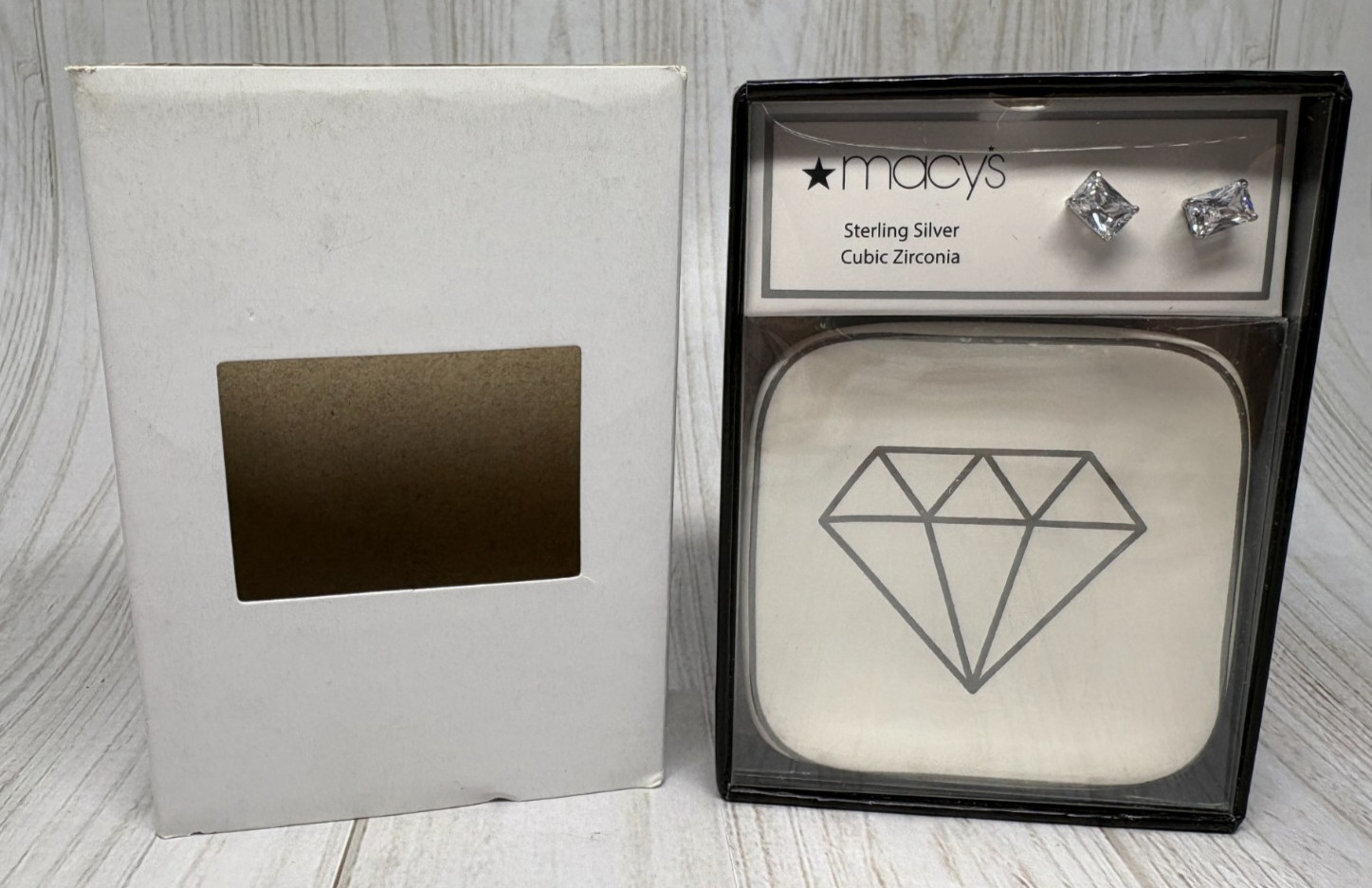 Macy’s Cubic Zirconia Solitaire Sterling Silver Stud Earrings w Trinket Tray NWB