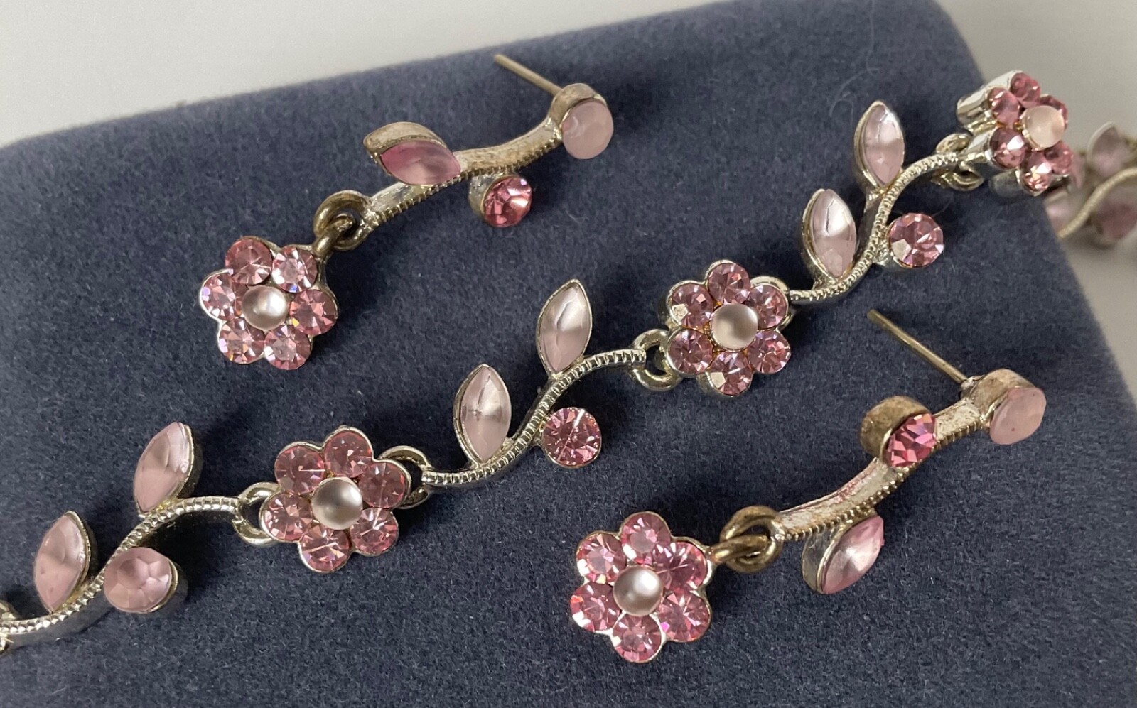 Pink Crystal Floral Flower Bracelet & Dangle Earrings Set Silver Tone Base