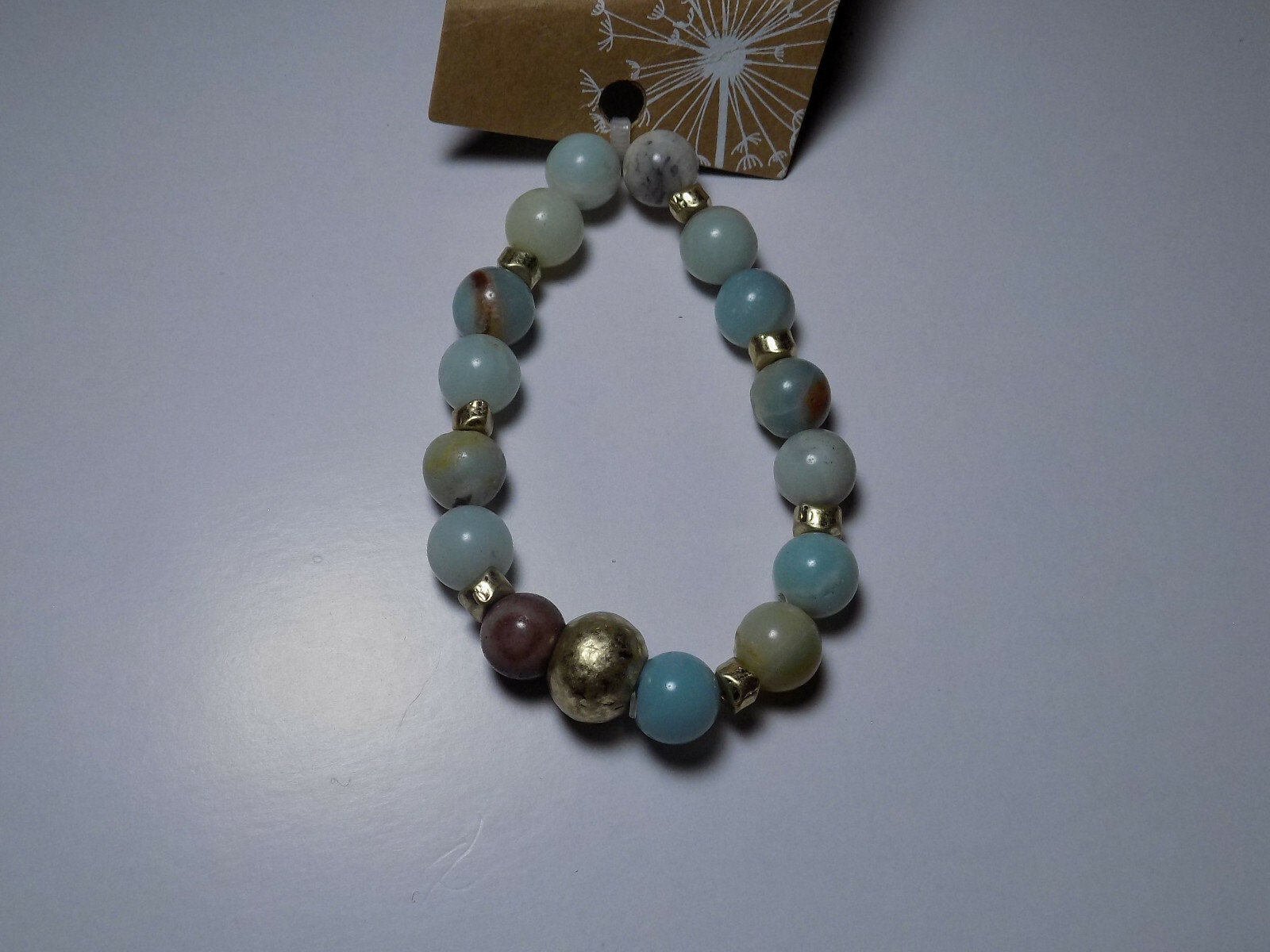 NEW Blue stone and gold tone stretch Bracelet NWT (154)