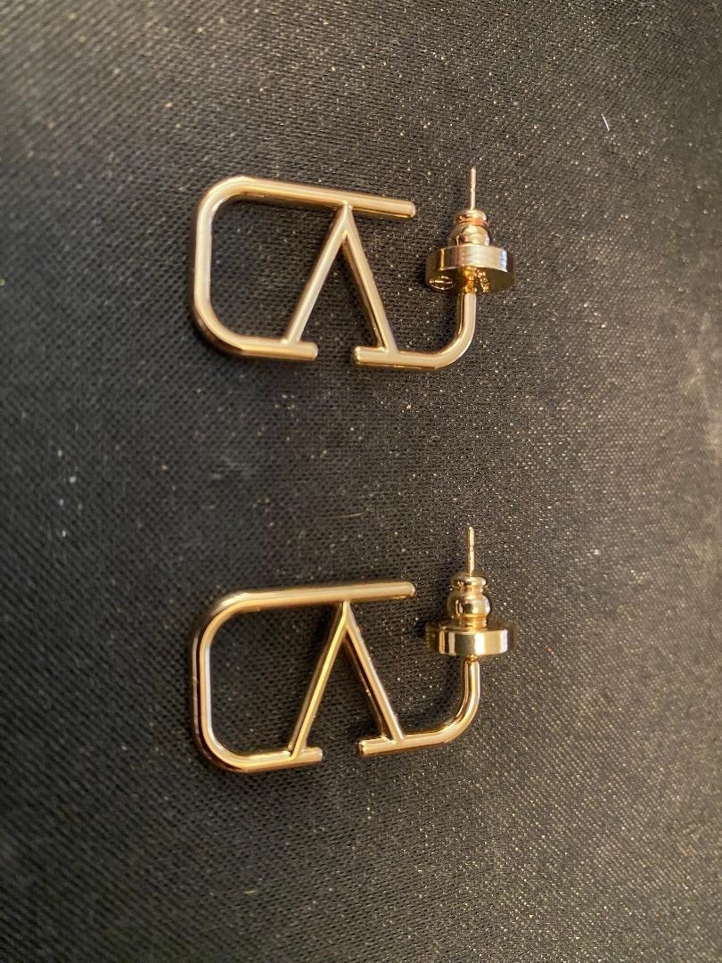 Stunning Pre loved Womens Valentino Gold Tone V Logo Earrings.
