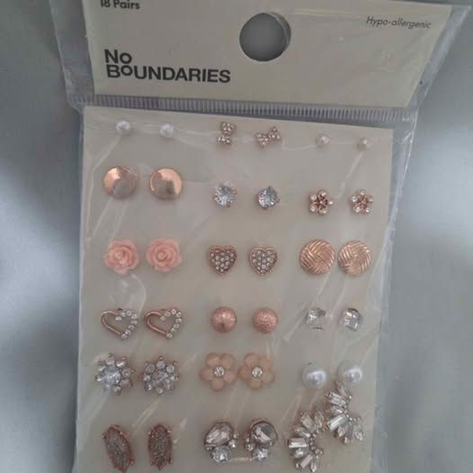 No Boundaries Hypo-allergenic 18 pairs earrings rose gold, floral, pearls