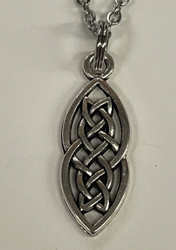 Celtic Oval Knot Pendant Necklace 18” Stainless Chain Irish Fashion Jewelry NEW