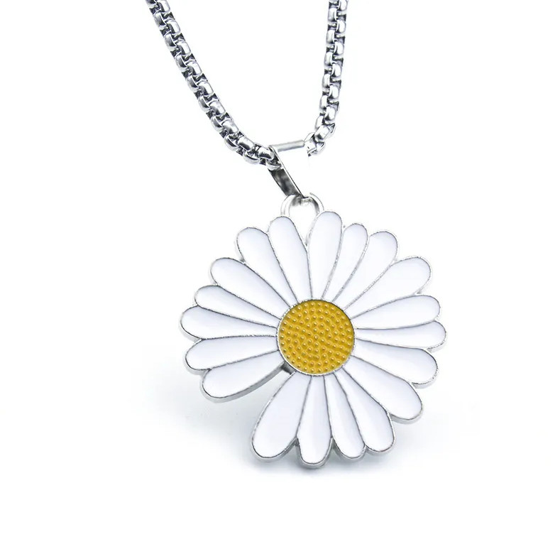 Fashion Daisy Sun Flower Necklace Male and Female Students Clothing Accessories