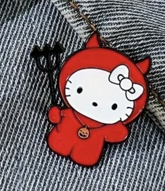 Hello Kitty – Cat Dressed As Devil With A Pumpkin, HALLOWEEN, Enamel, Alloy, Pin
