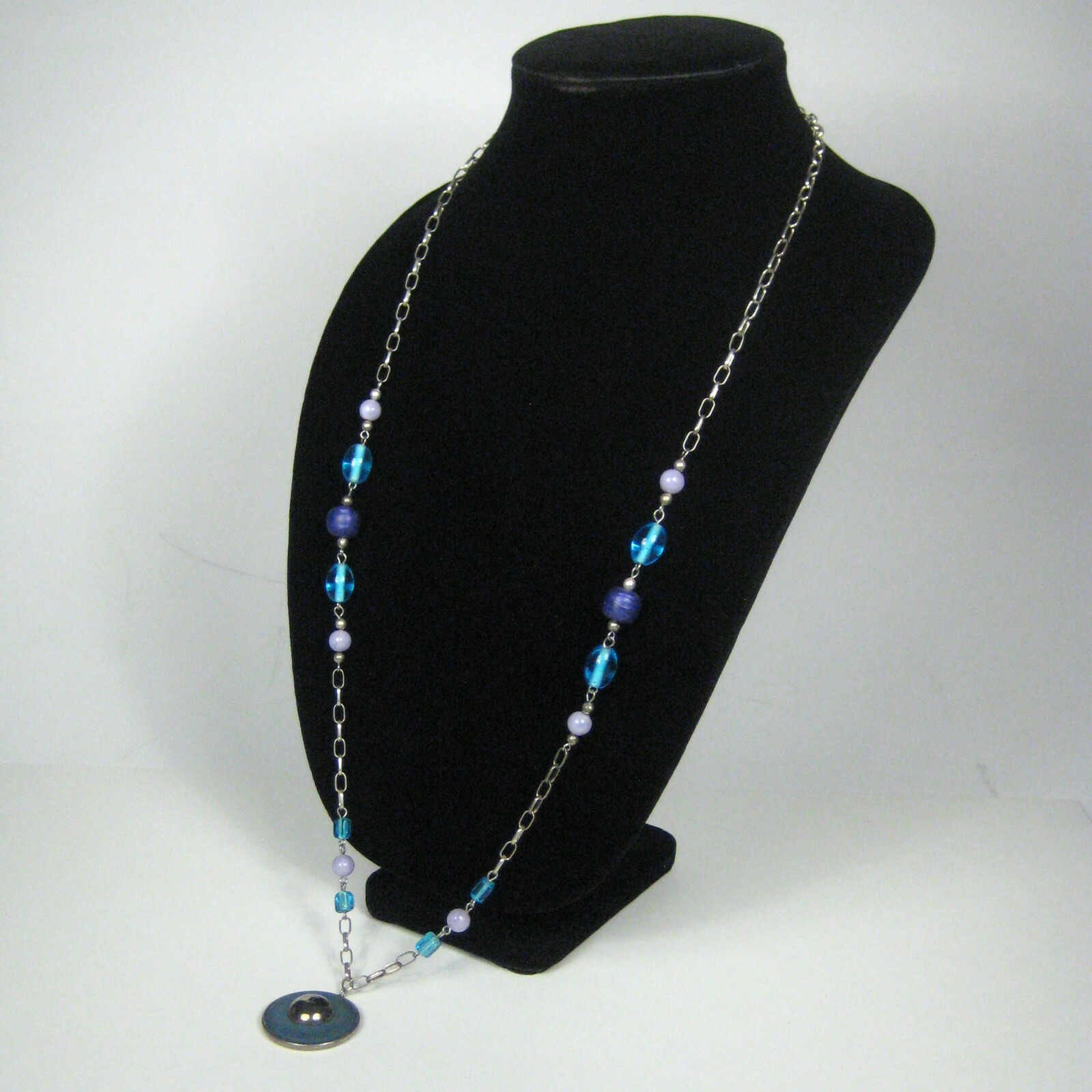 Necklace 32 In Silvetone Chain Pendant Strand Glass Beaded Blue Jewelry Women