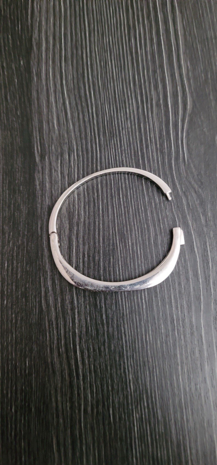 Silver Tone Hinged Bangle Bracelet w/ Clasp, Metal, No Stone