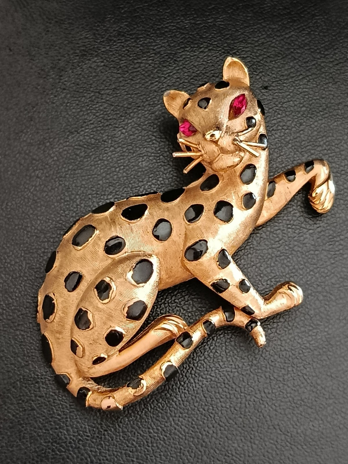 Rare Crown Trifari Leopard Brooch Trifari’s Ark 1966 Enamel Figural Cat 65mm